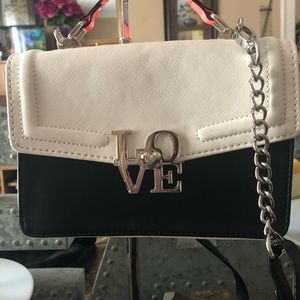 XOXO BETSY JOHNSON SATCHEL